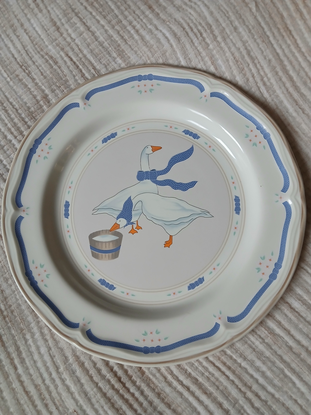 Vintage Cottagecore Goose Dinner Plate/Newcor Countryside Geese Plate